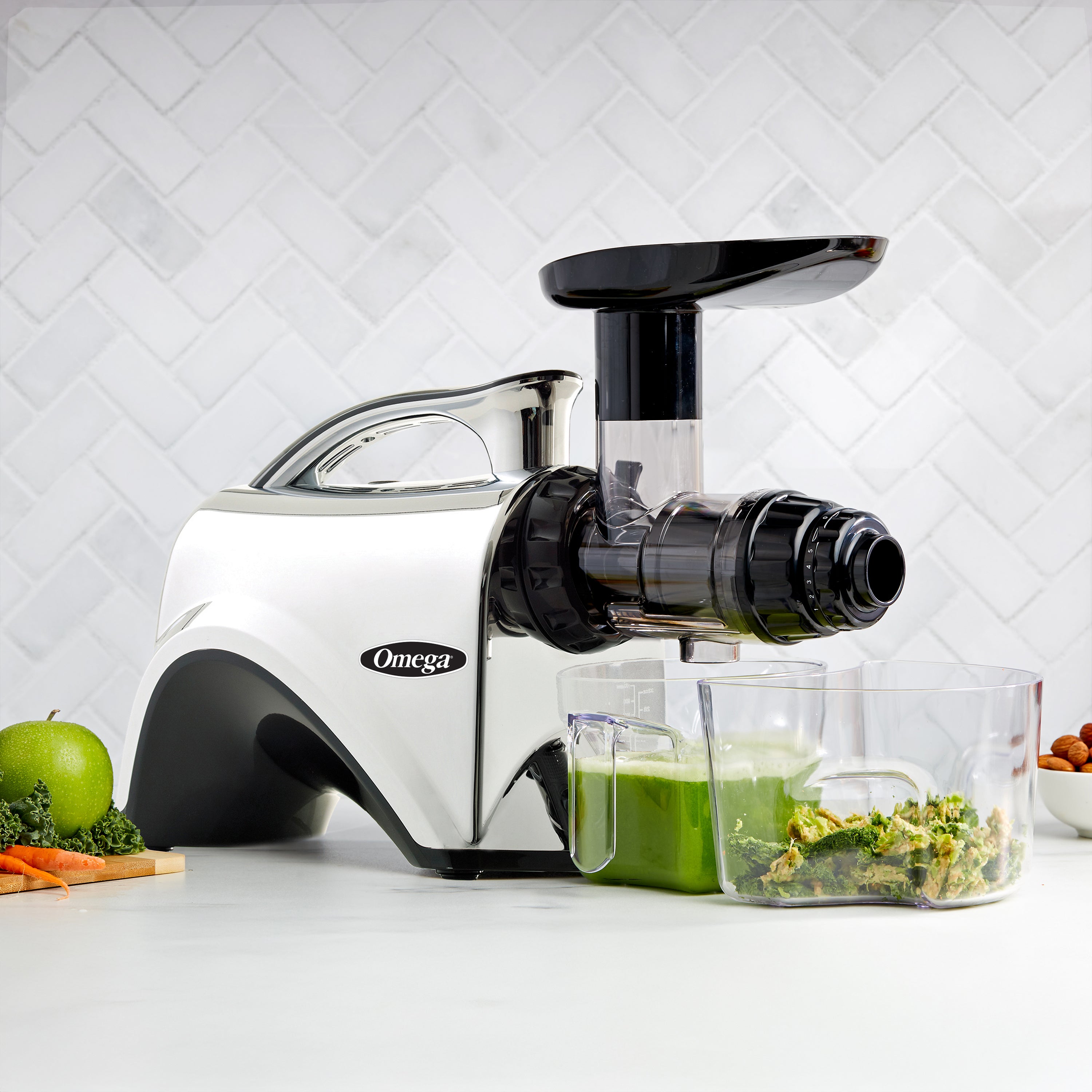 Omega NC900 juicer